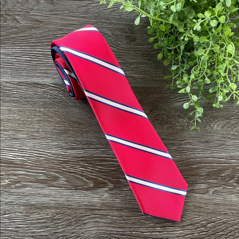 Tommy Hilfiger Tie Boy’s Classic Striped Red White Blue
